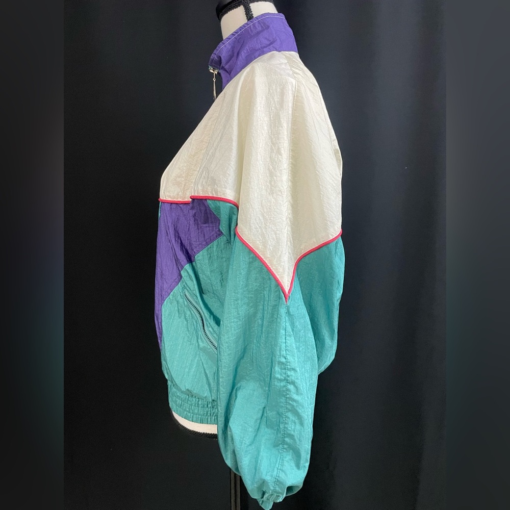 Vintage Wilson White and Purple Windbreaker Jacket - Picture 3 of 5